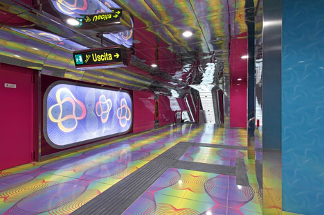 Karim-Rashid-statie-metrou-dezeen-design-4